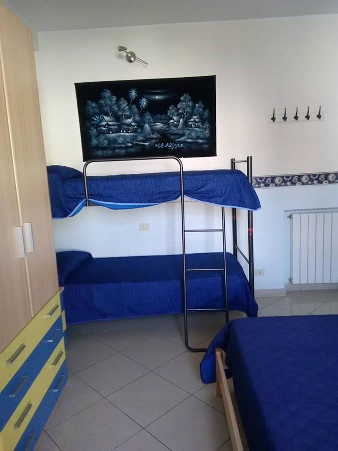Bed and Breakfast Al Centro Fondi Exterior foto